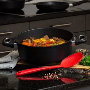 Der grosse Saucenlöffel L ist ein beliebter und praktischer Küchenhelfer aus Silikon. Gut geeignet zum Schöpfen und Rühren.